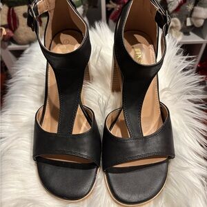 Elegant Black Strappy Heels